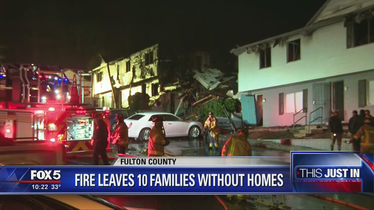Fire leaves 10 families without a home