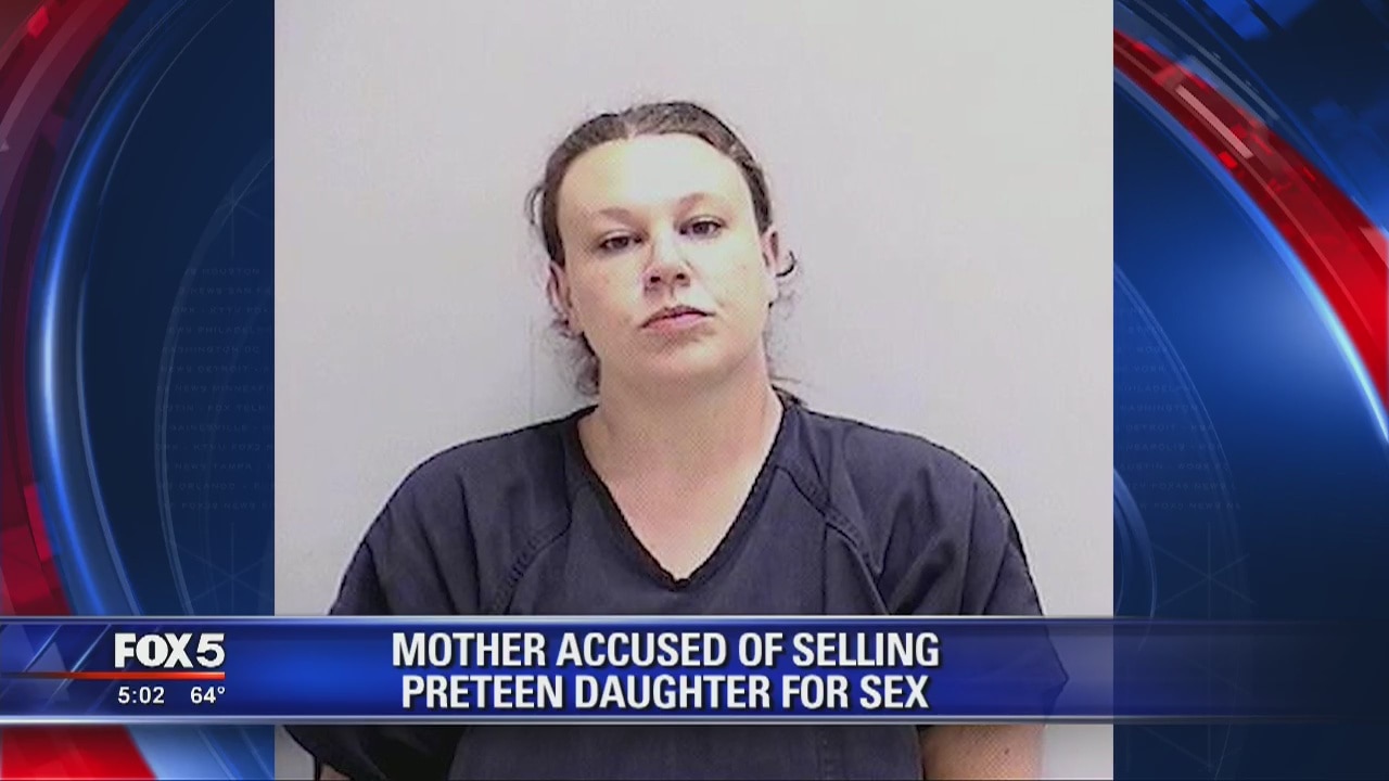 Mother accused of selling preteen daughter for sex | FOX 5 Atlanta