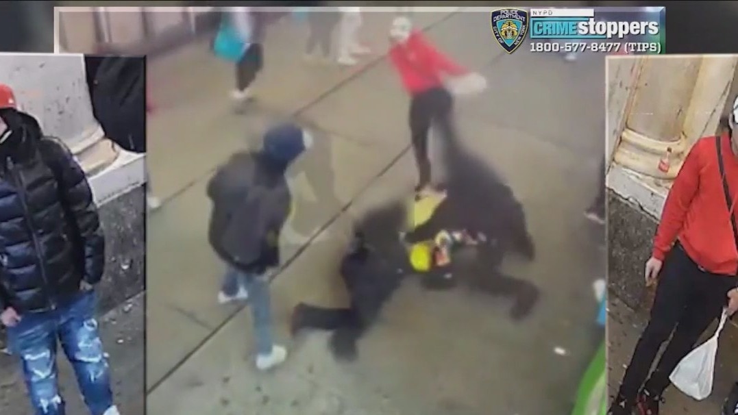 Search for suspects in Times Square attack