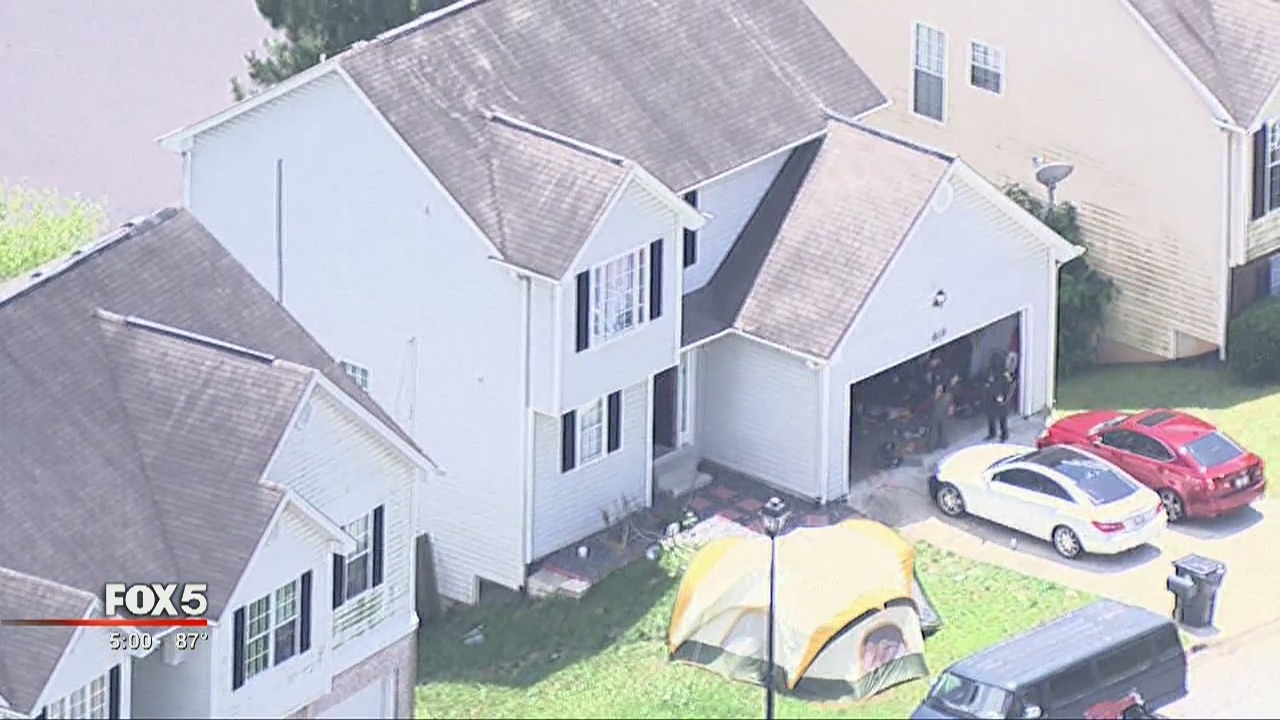 Child hostage rescued, suspect in custody after SWAT standoff