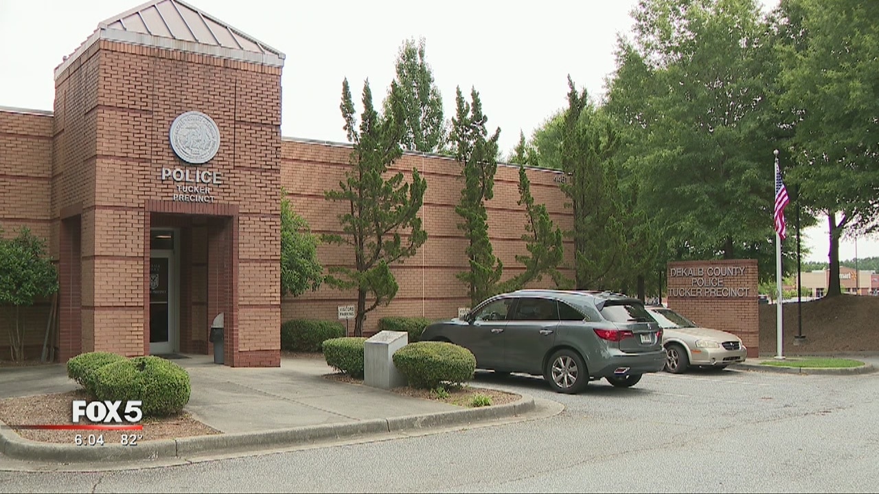 Gunshot victim at precinct