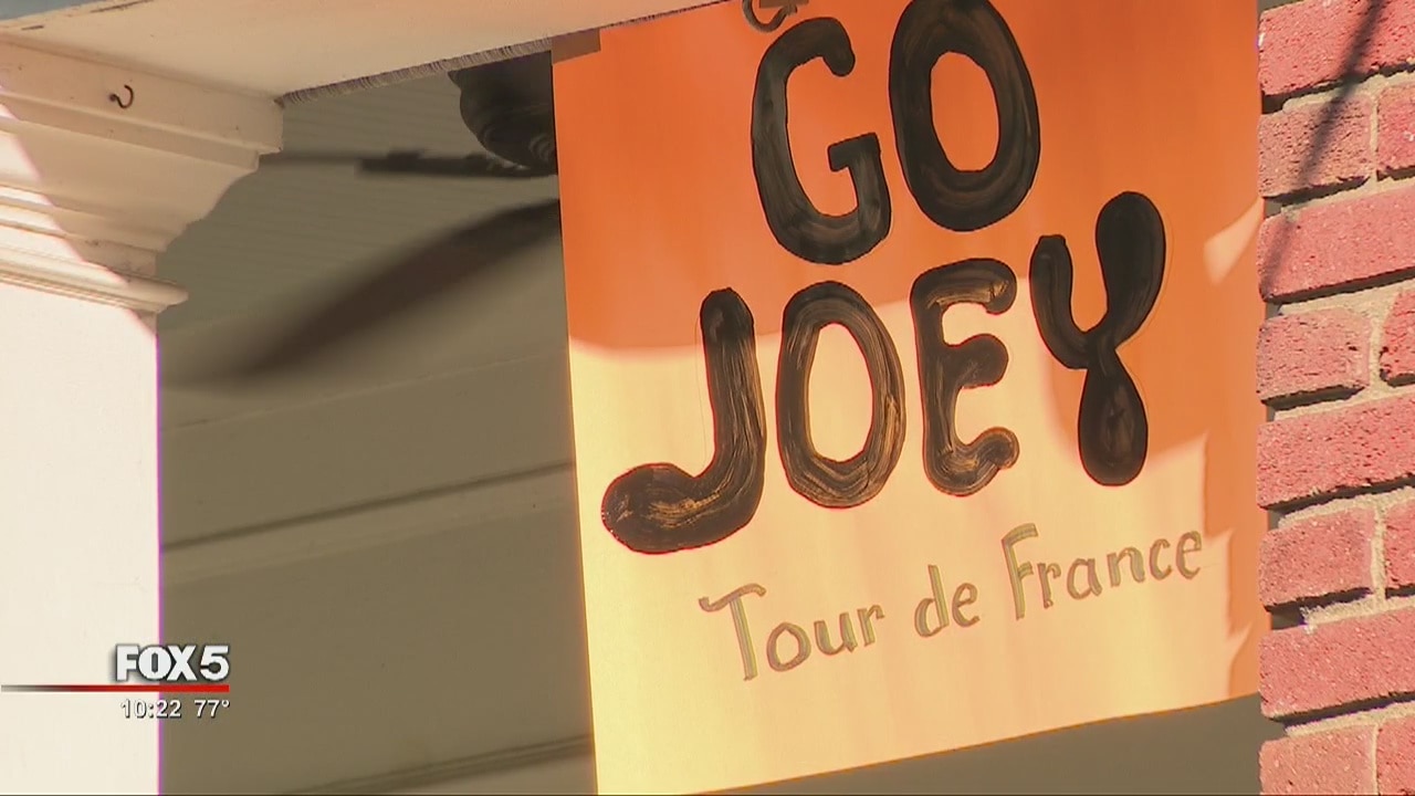 Community supports cyclist in Tour de France
