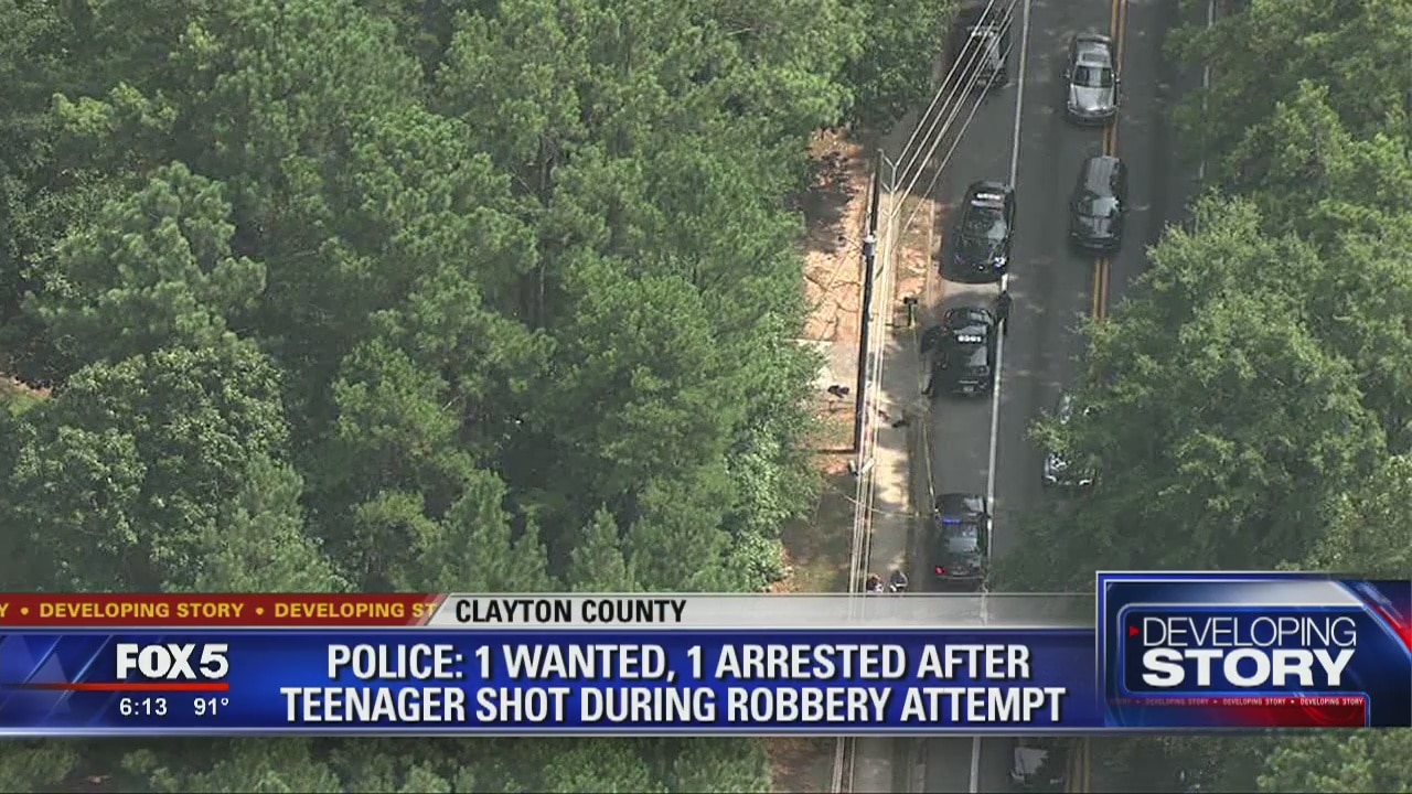 Police: 1 wanted, 1 arrested after teenager shot during robbery attempt