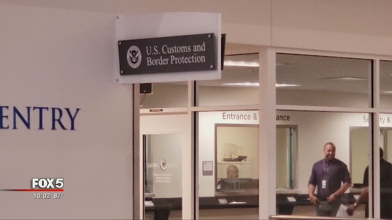 Computer glitch causes customs chaos