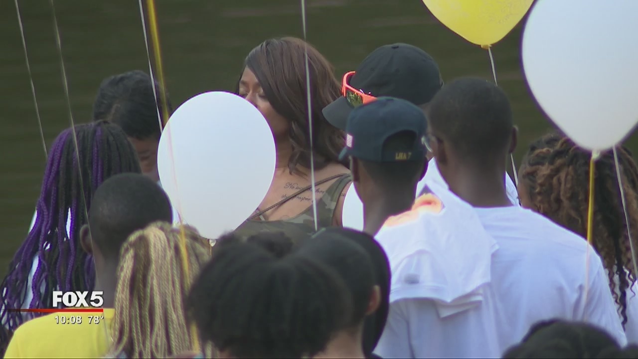 Family commemorates expecting teen mom, allegedly killed by fianc?