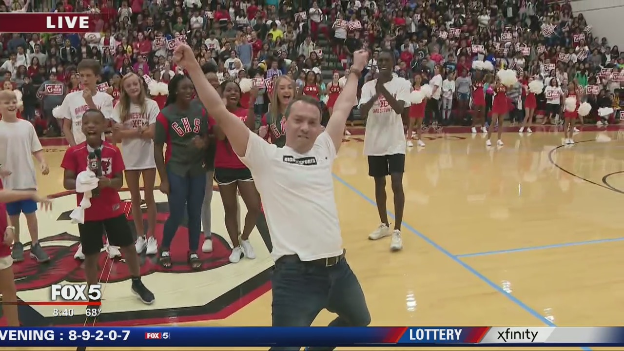Team of the Week pep rally at Gainesville HS