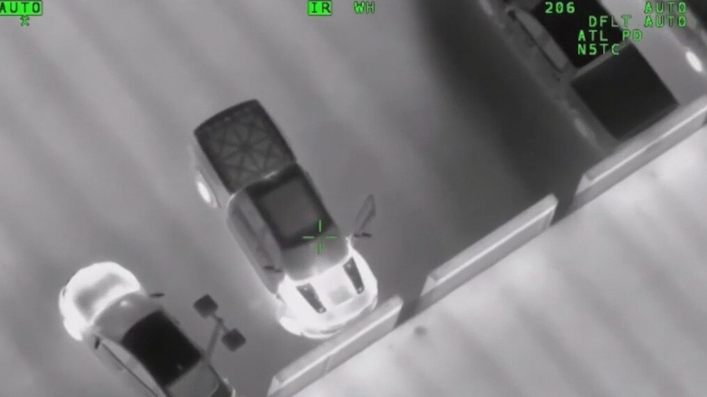 Dramatic video shows capture of repeat offender