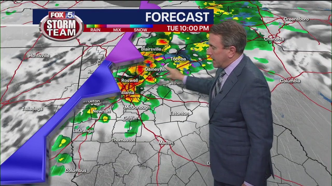 Monday midday weather forecast