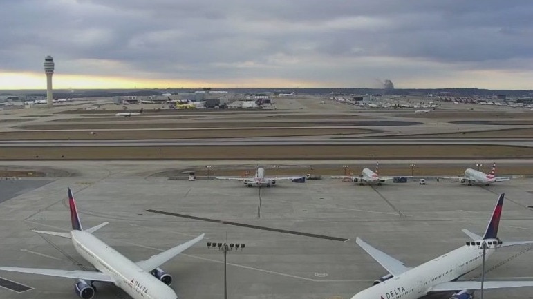 Departing flights resume at Atlanta airport following FAA outage