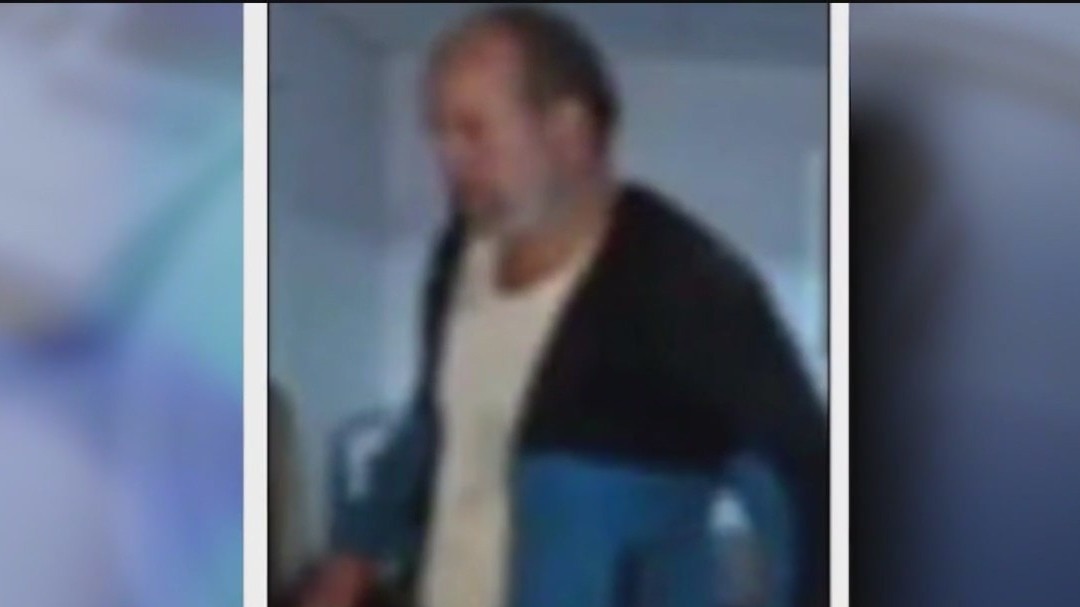 Man breaks into Georgia home, takes shower