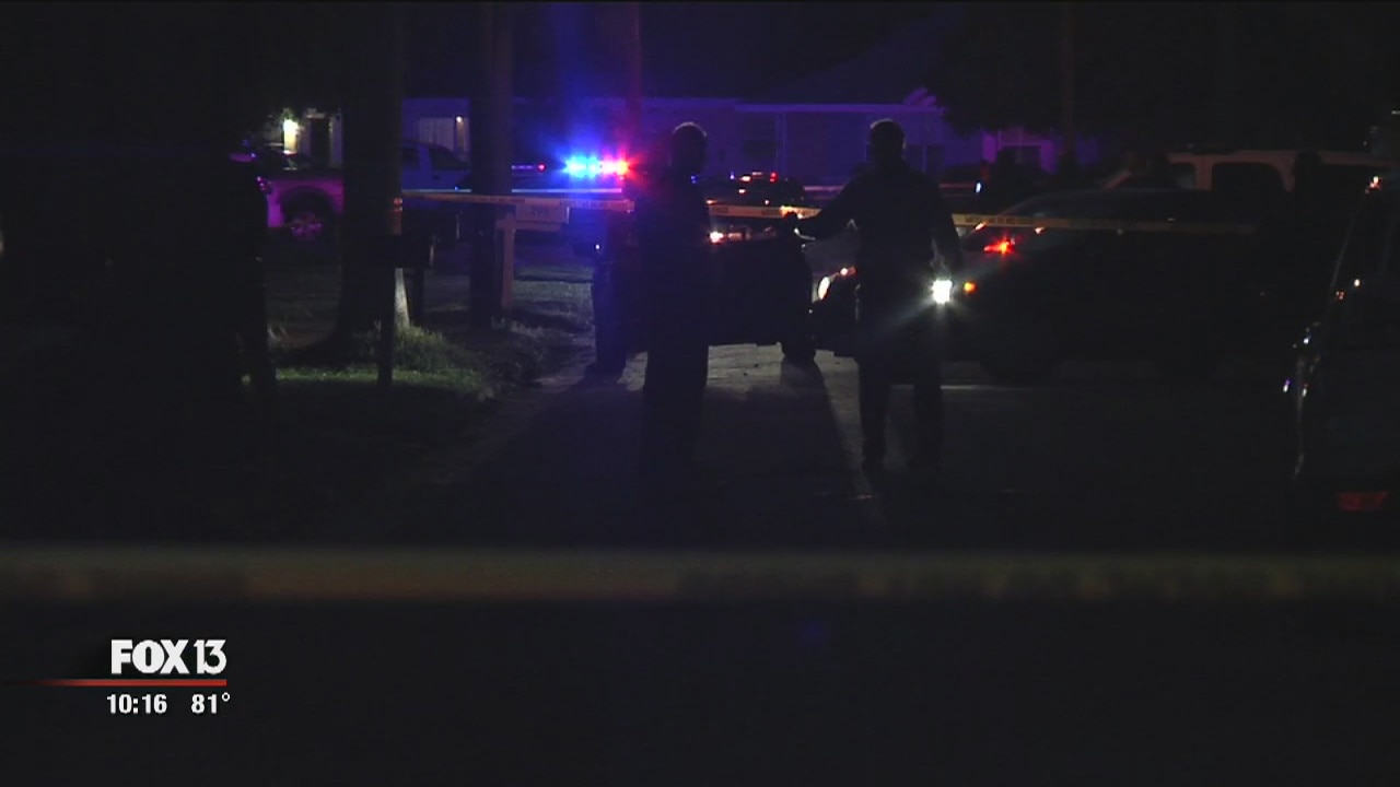 Carjacking suspect makes apparent suicide attempt