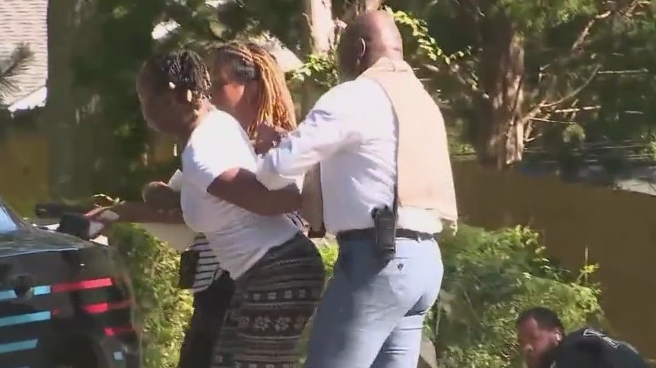 Arrests after lost child found