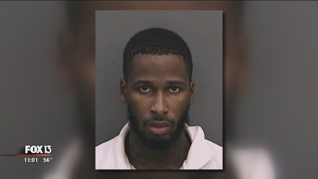 HCSO: Teacher's aide solicited teens for nude pics