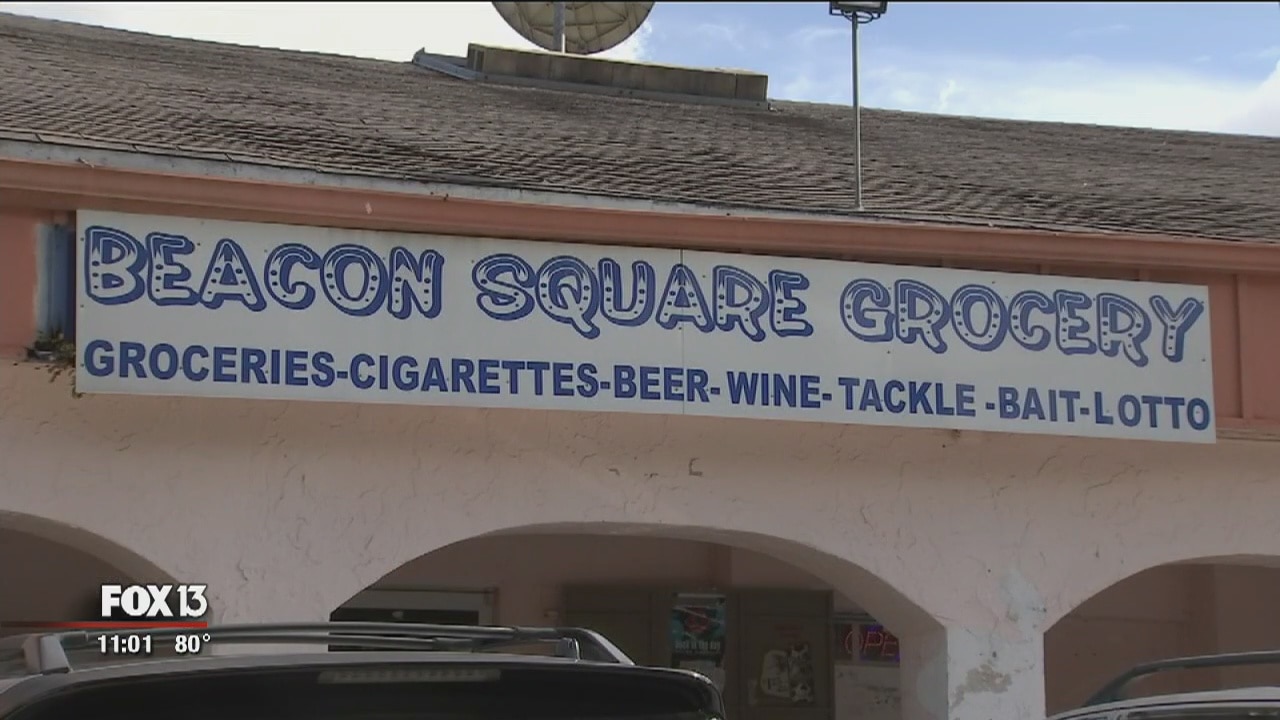 Video shows shotgun-toting suspect rob Pasco store