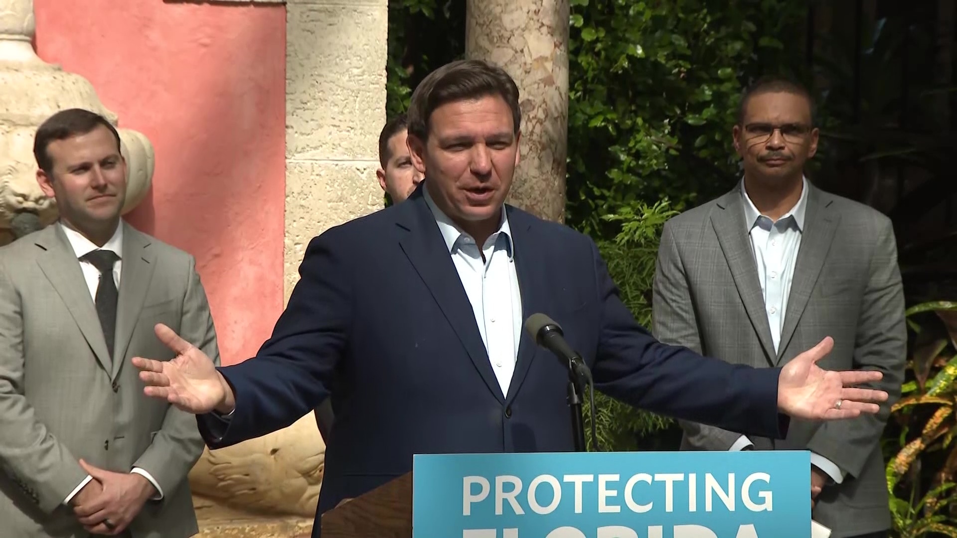 DeSantis addresses Tom Brady's retirement, hopes he stays in Florida