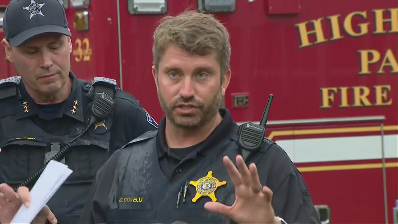 Possible shooter identified in deadly Chicago suburb parade shooting