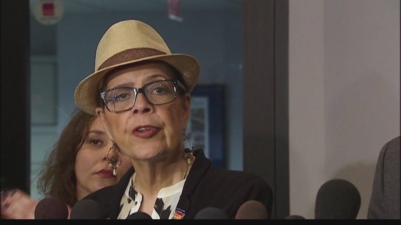 Karen Lewis to CPS teachers: Get ready for long strike