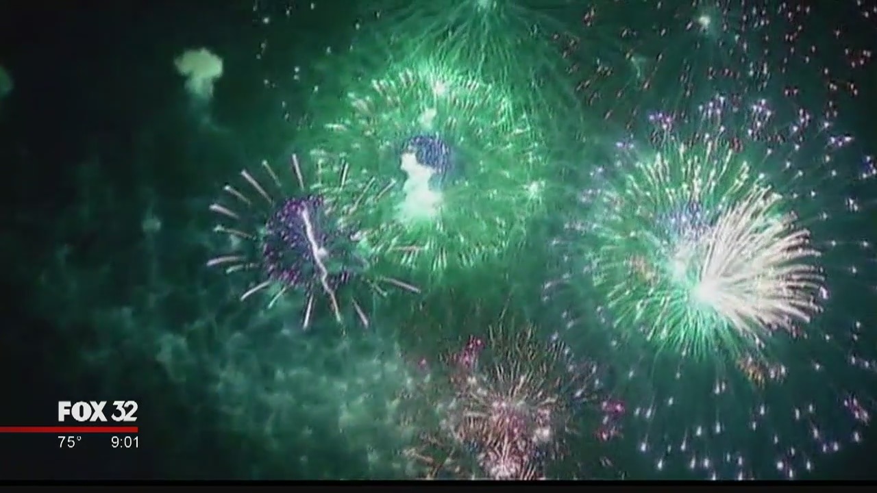 Thousands celebrate Independence Day at Navy Pier