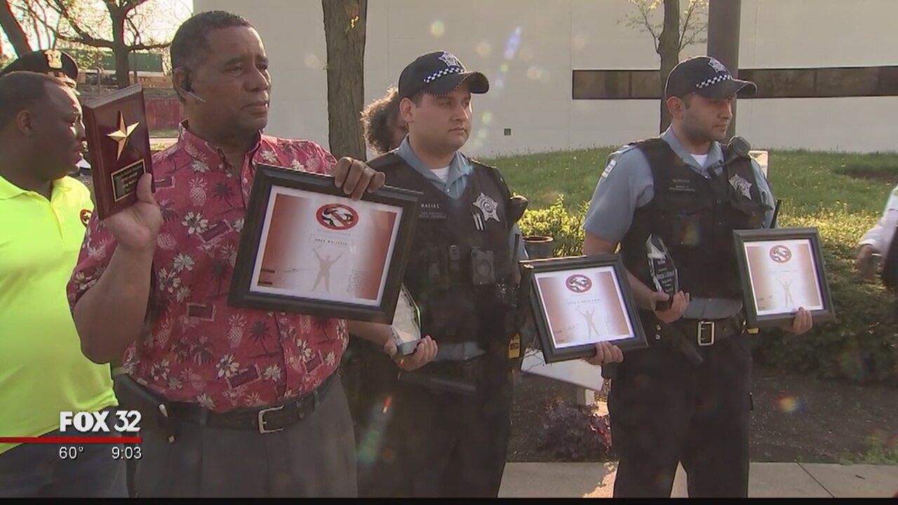 Two Chicago officers, Good Samaritan honored for saving dog attack victim