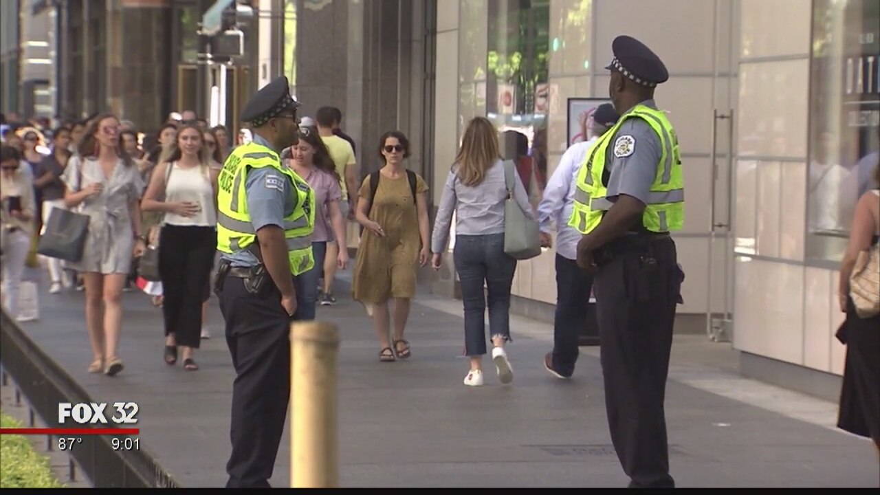 Chicago police saturate lakefront to help avoid Memorial Day violence