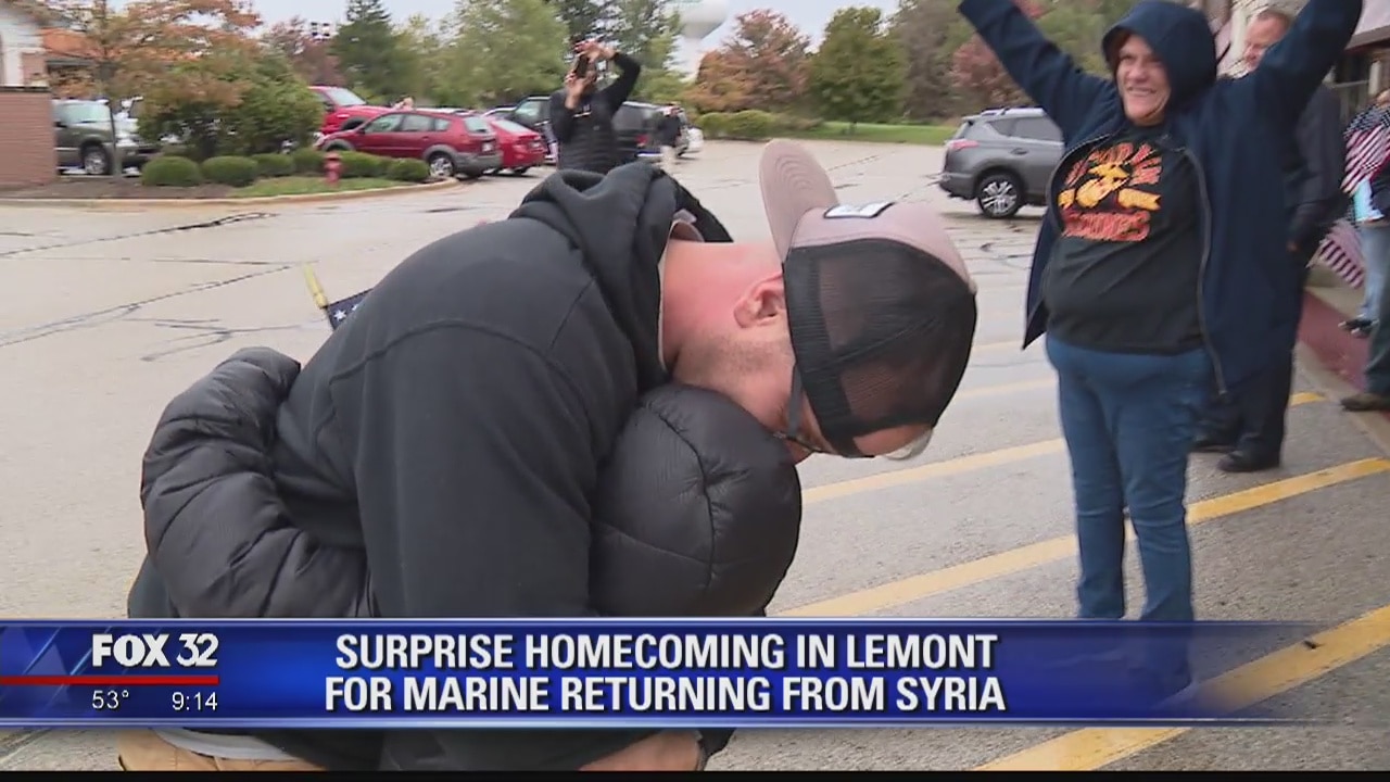 Marine returning home from Syria gets surprise welcome in Lemont