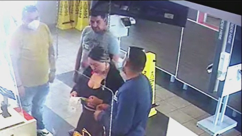 Deputies searching for pickpocket ring