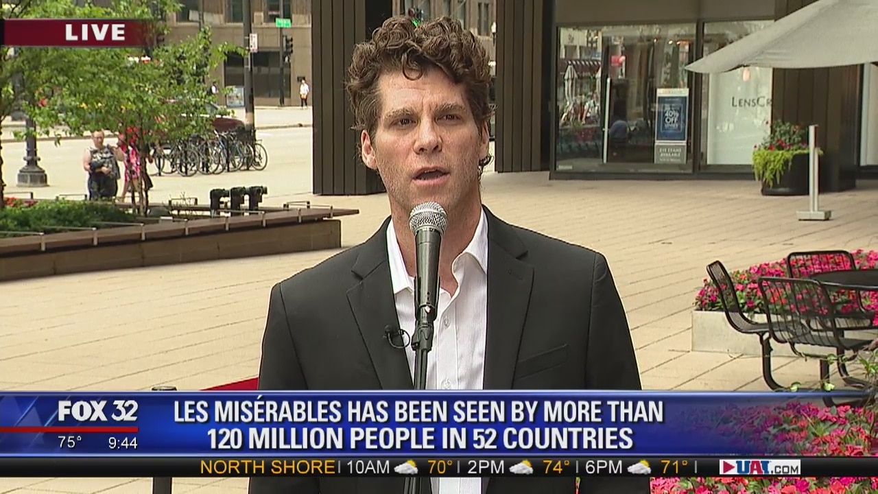 Josh Davis sings 'Stars' from Broadway in Chicago's Les Mis�rables