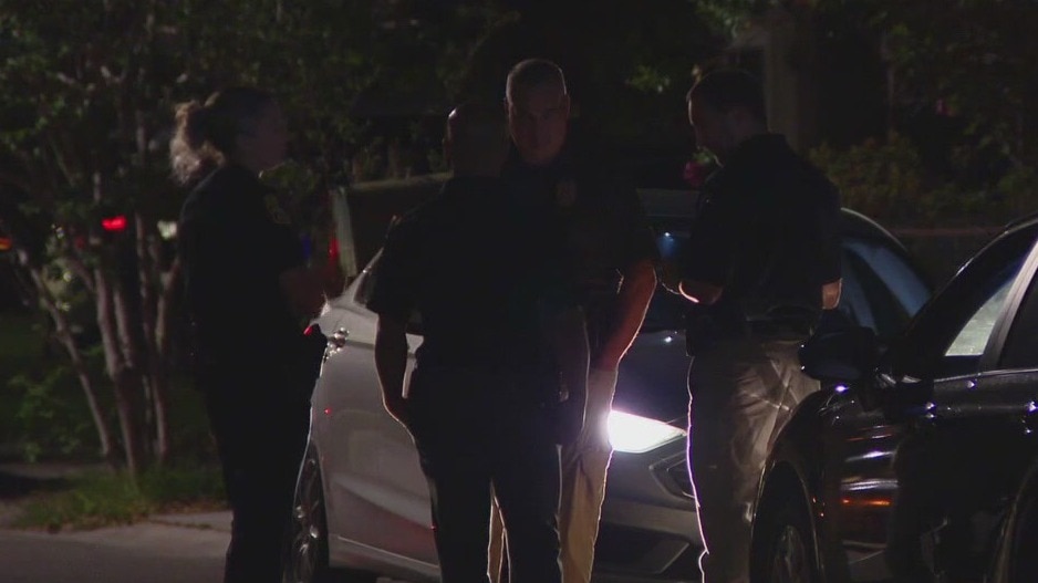 Suspected abductor found dead; search for missing mother continues