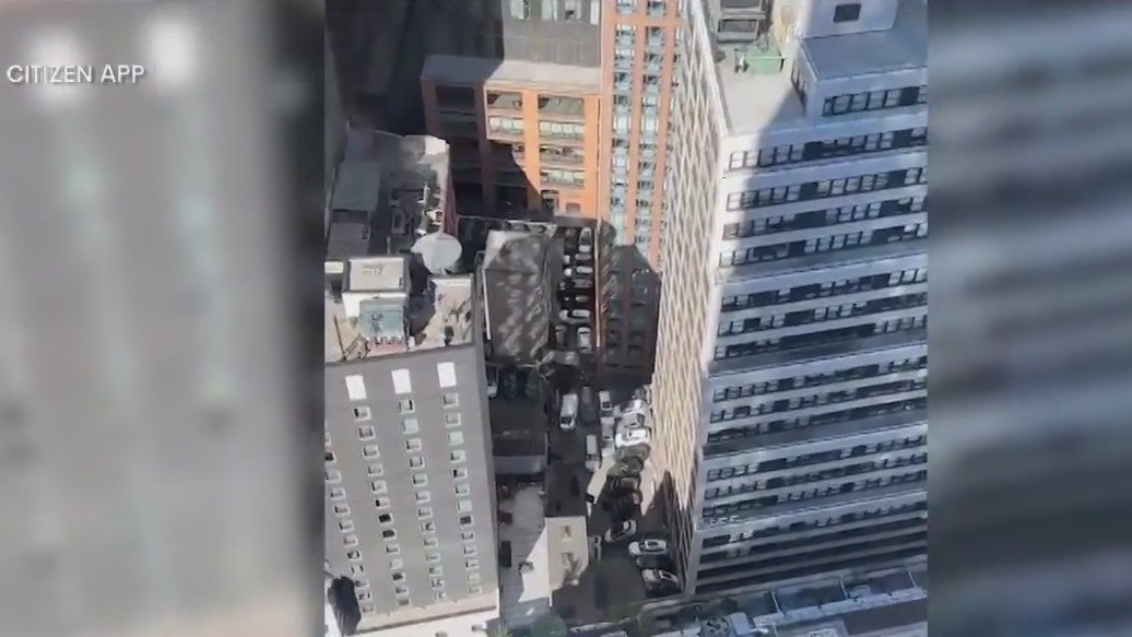 1 dead, several injured in Manhattan parking garage collapse