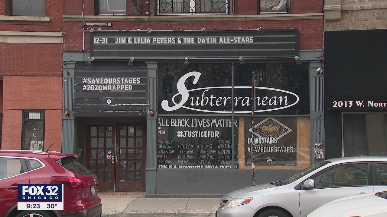Chicago music venues offering unique holiday gift ideas