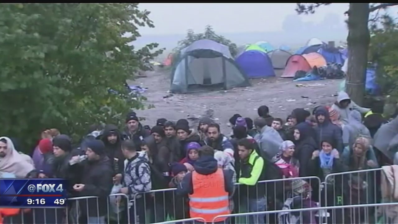 Texas sues to block Syrian refugees in Dallas