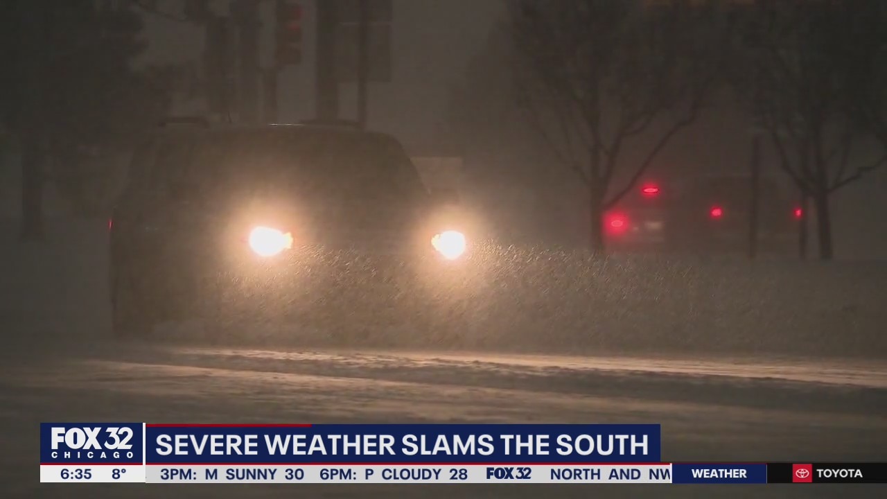 Severe snow storm slams parts of Illinois, leaving hazardous road conditions