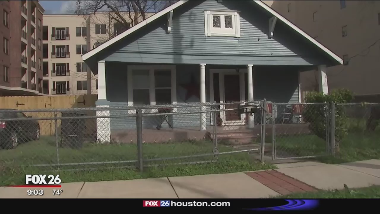 Bones in house spark mystery among neighbors