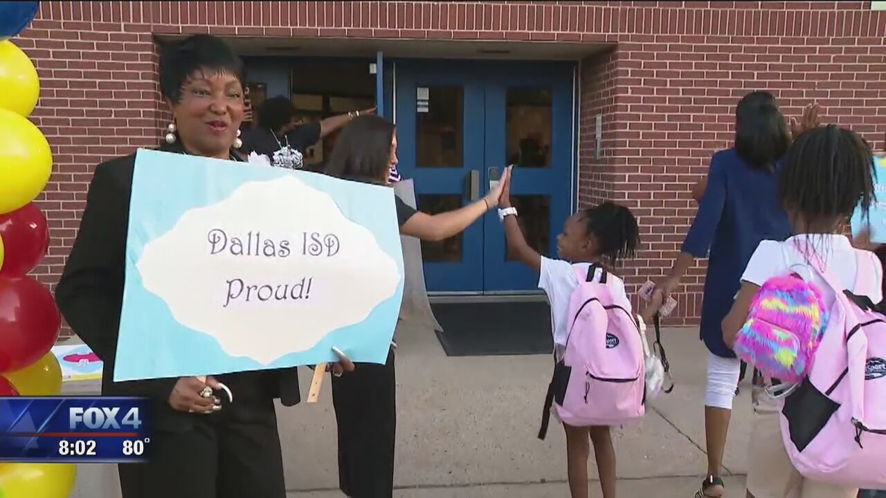 Excited students return to school in Dallas