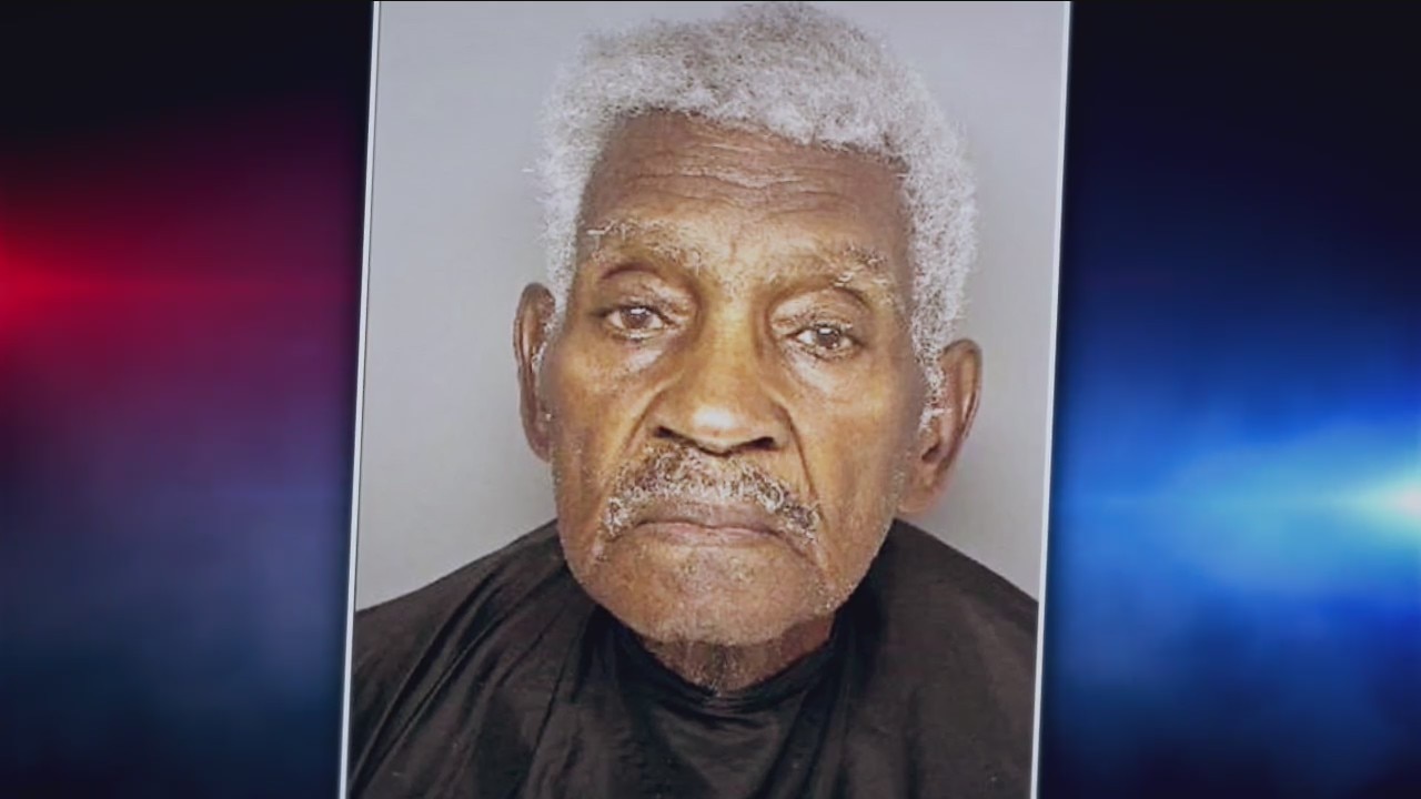 Crazy Azz Criminals: 86-year-old man robs bank