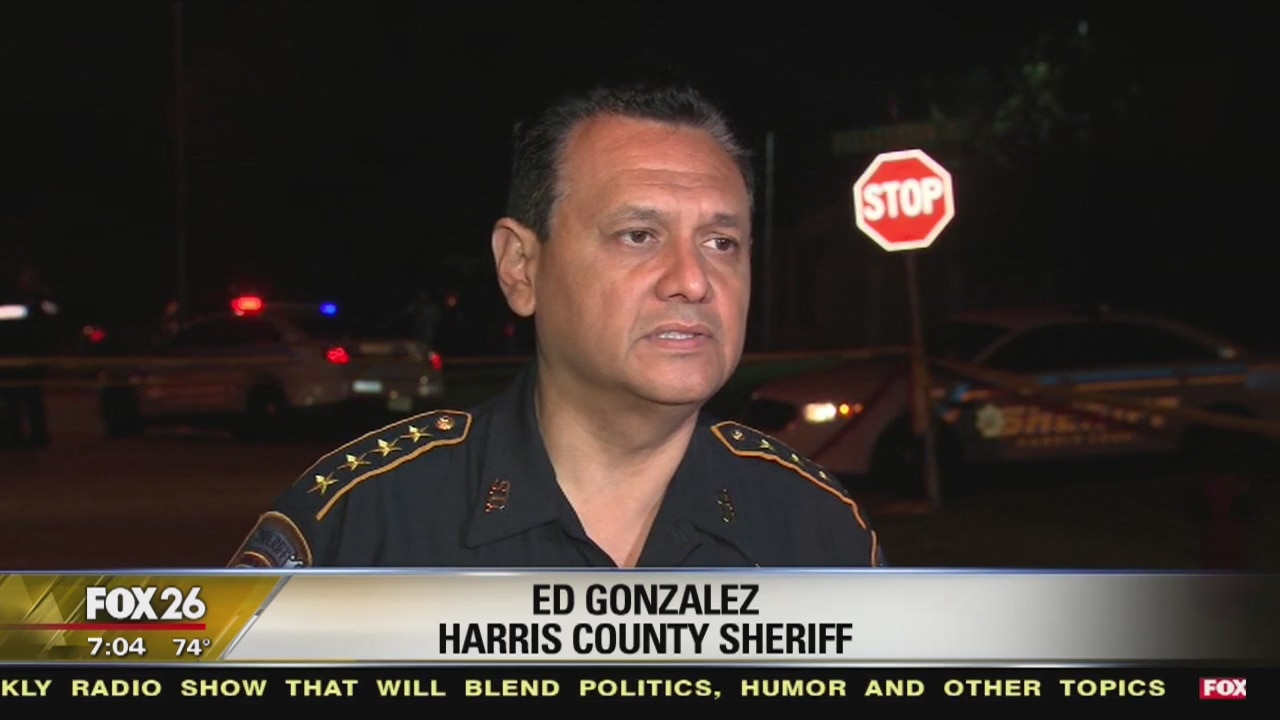 Couple shot to death outside of home in north Harris County