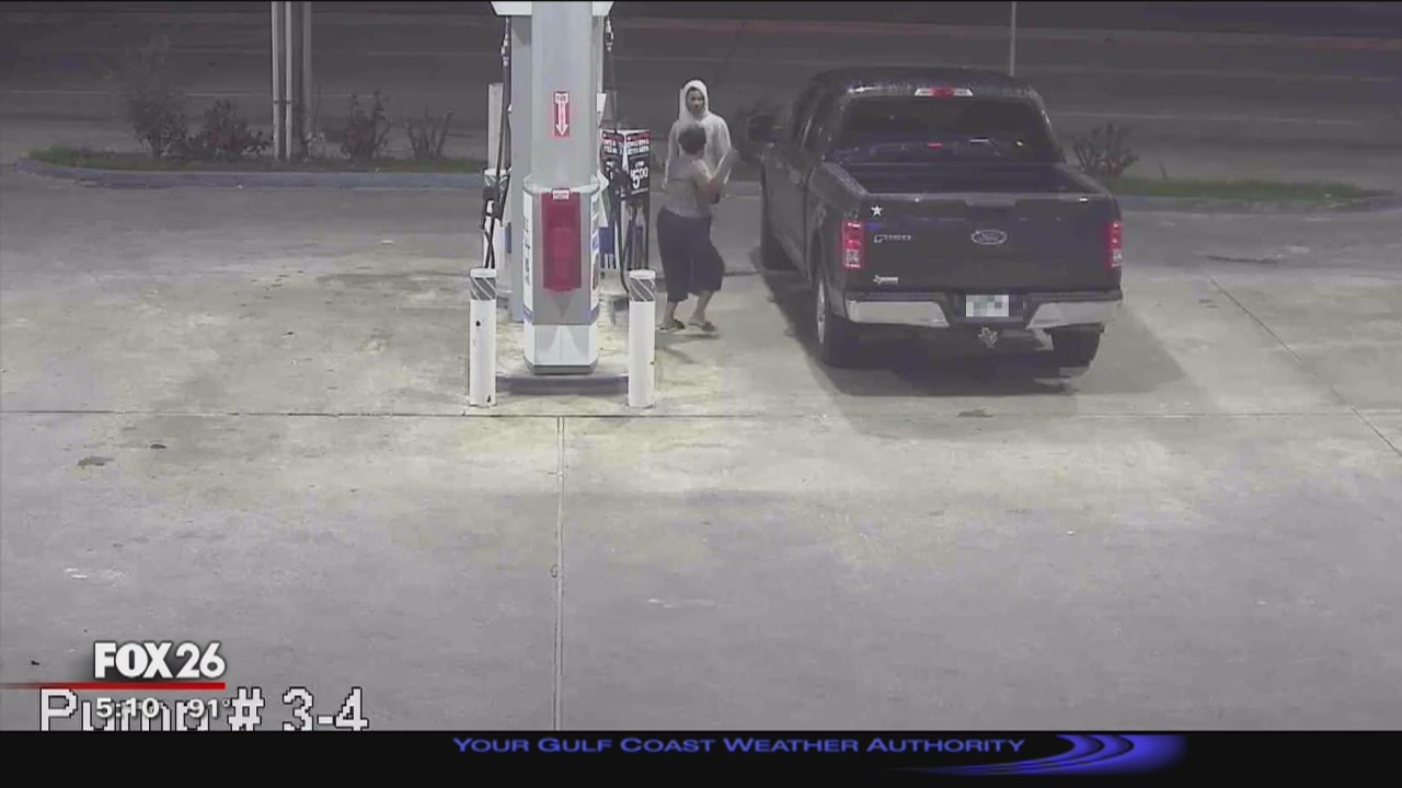 Police searching for carjackers who attacked and punched woman