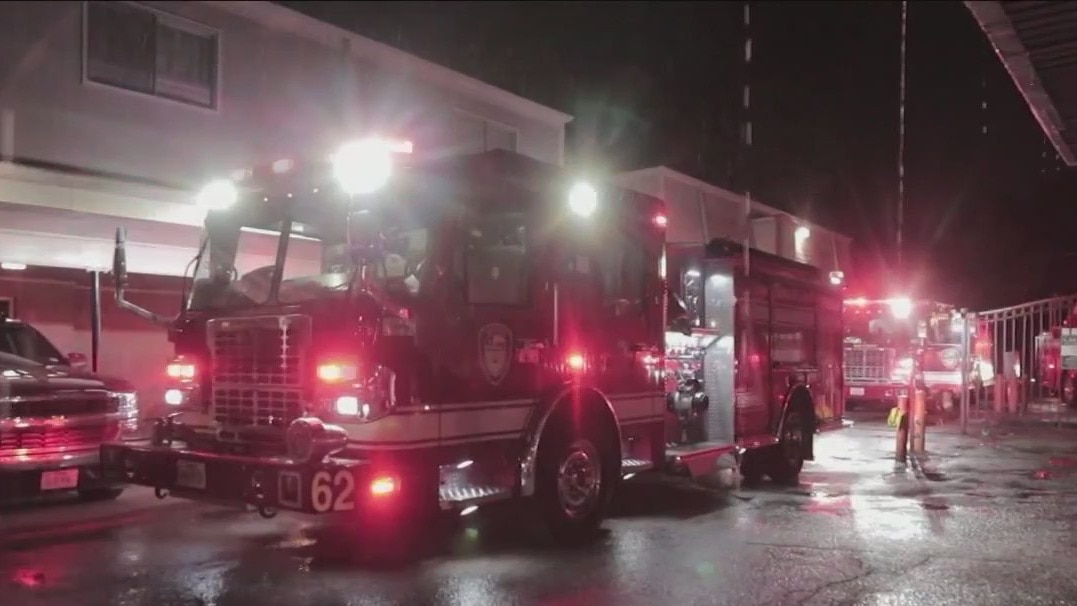 2 dogs killed in Houston apartment fire | FOX 26 Houston