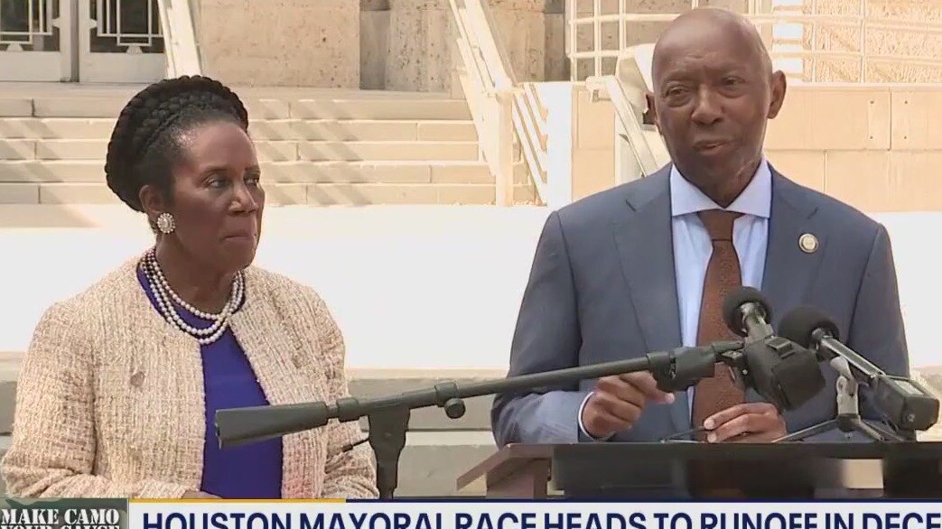 Houston mayoral race heads to a runoff in December