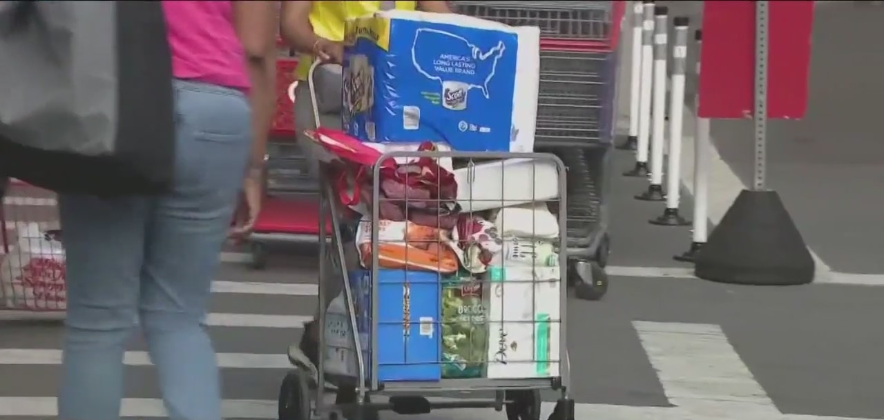 Self-checkout thefts prompt retailer responses