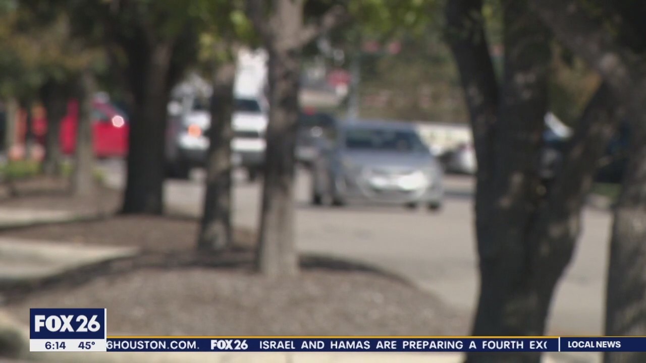 Police urge securing car items during holiday season