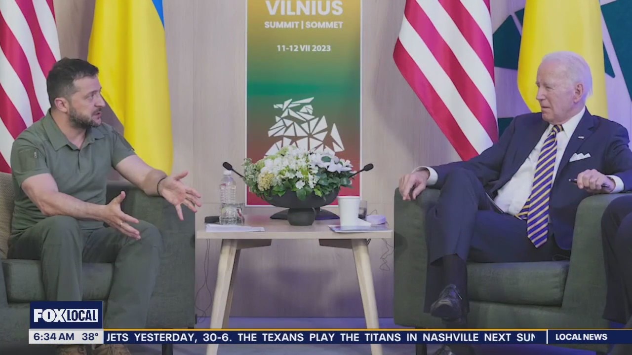 Biden talks emergency aid with Ukrainian President