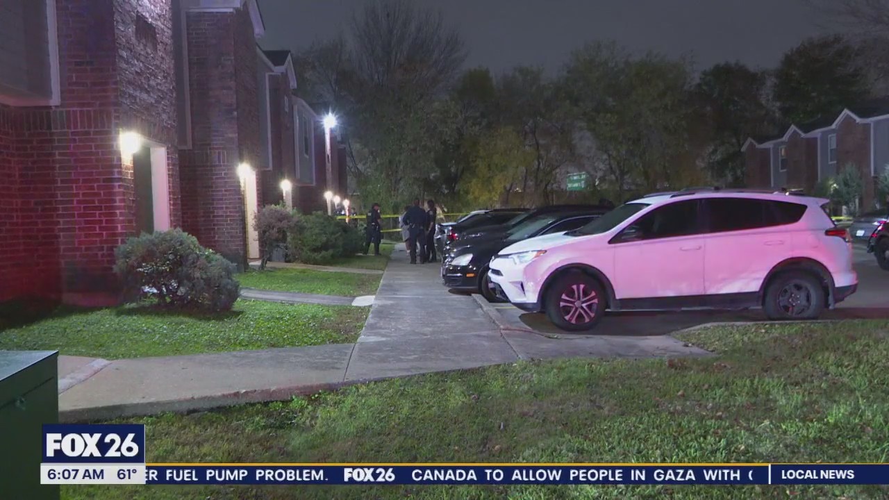 Man shot at club in critical condition