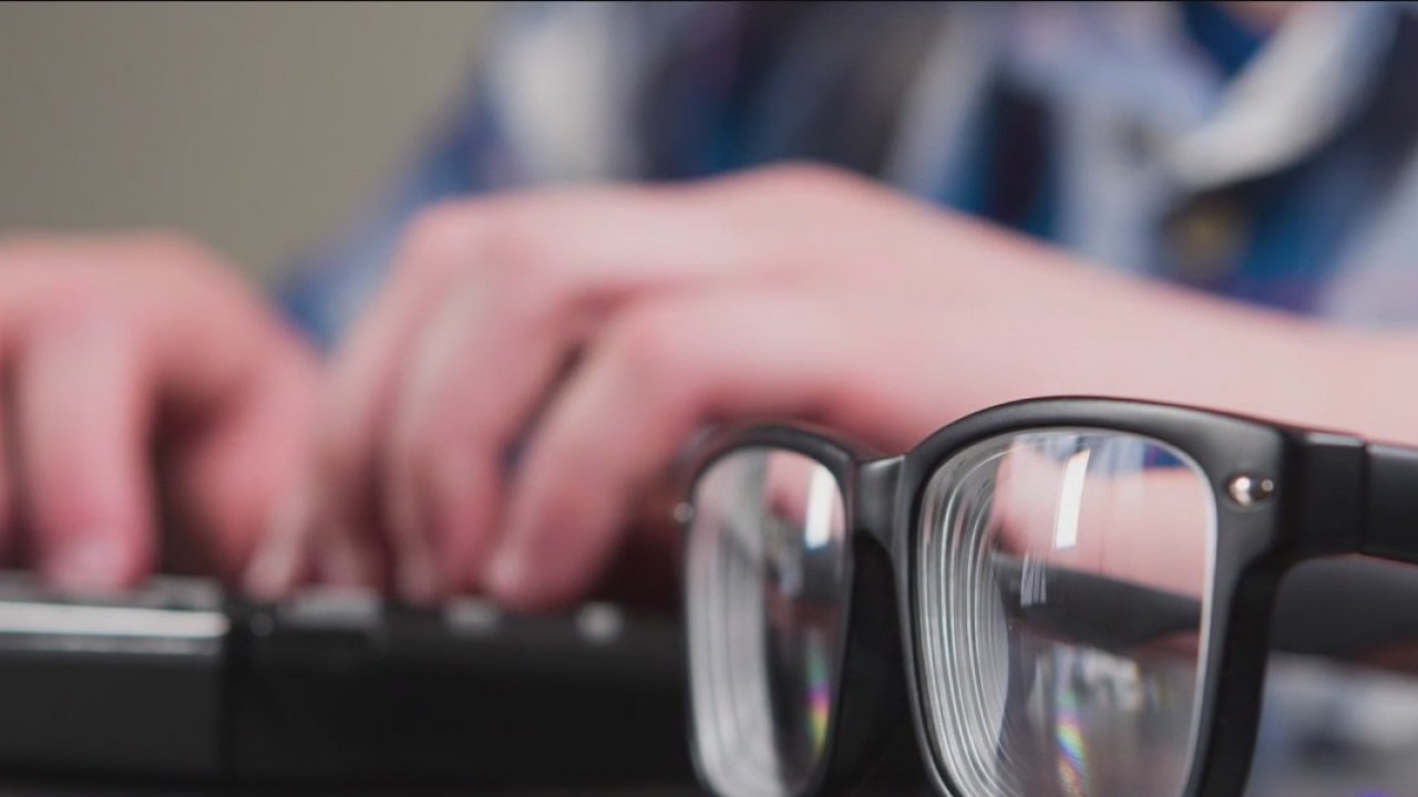 Entrepreneurs team up to help students