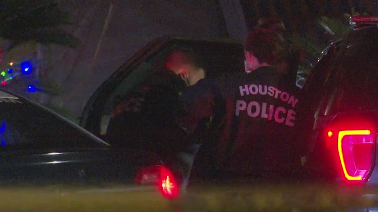 More than two dozen found in possible human smuggling operation