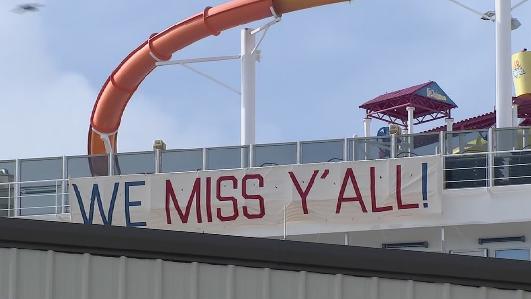 Carnival cruise ships return to Galveston