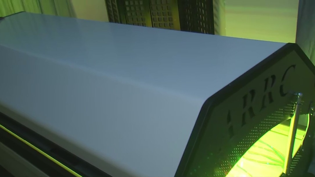 New laser therapy bed at Mo City Fitness
