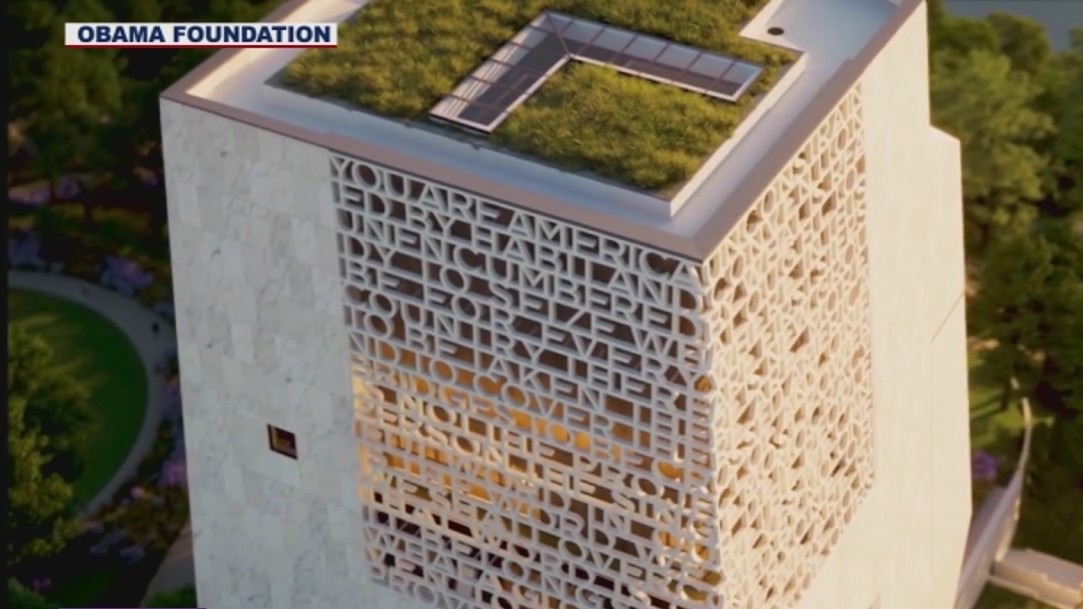 Obamas break ground on presidential center in Chicago