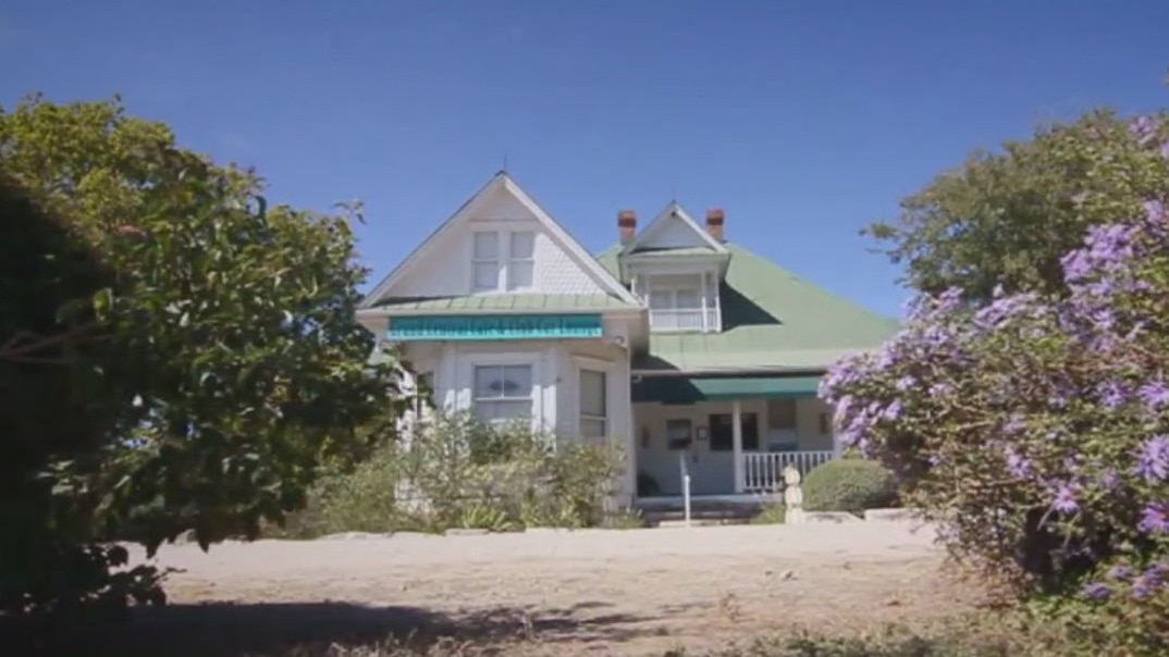 The Factor visits the Texas Chainsaw Massacre house