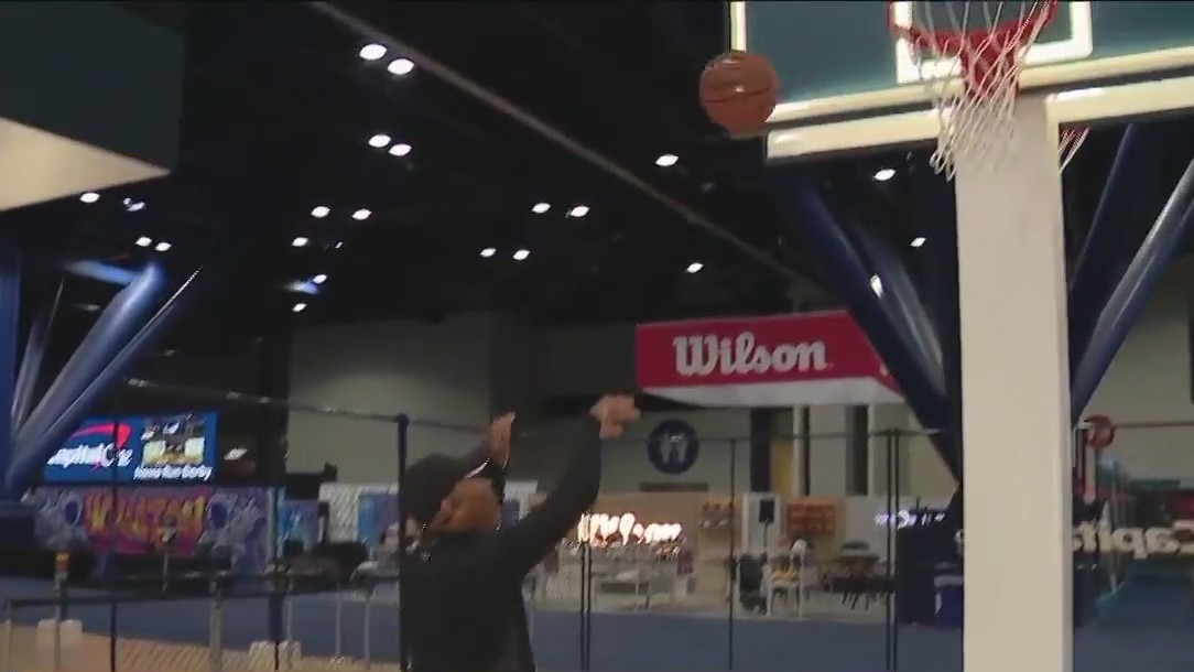 Challenge accepted: Shooting hoops at the Men's Final Four Fan Fest